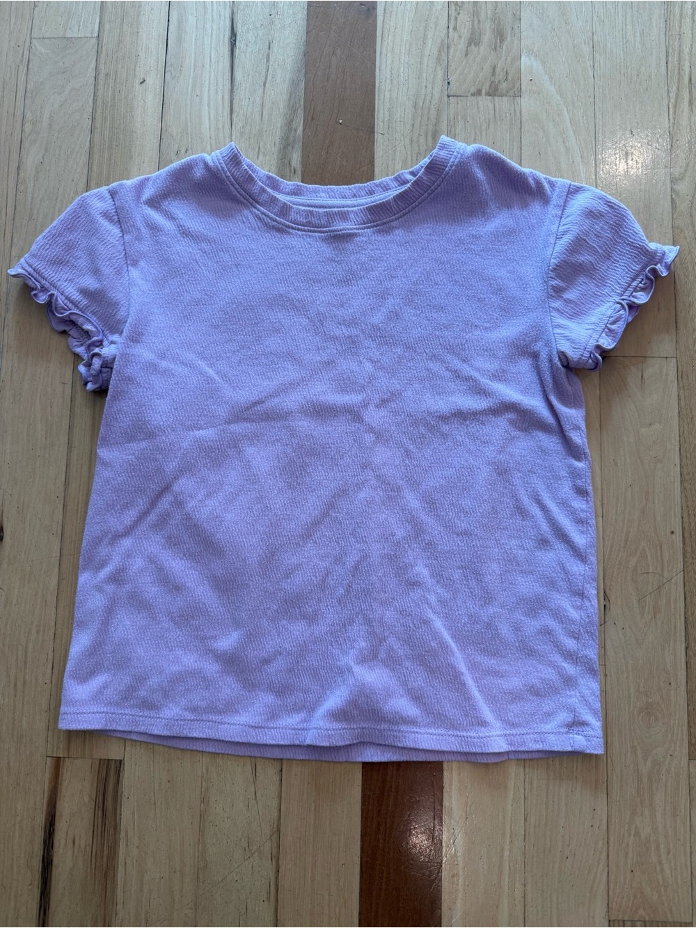 Cat & Jack Girls' Lavender Ruffle Sleeve Tee, size medium/8